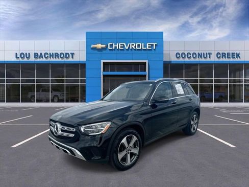 Used 2022 Mercedes-Benz GLC 300 4MATIC image 4