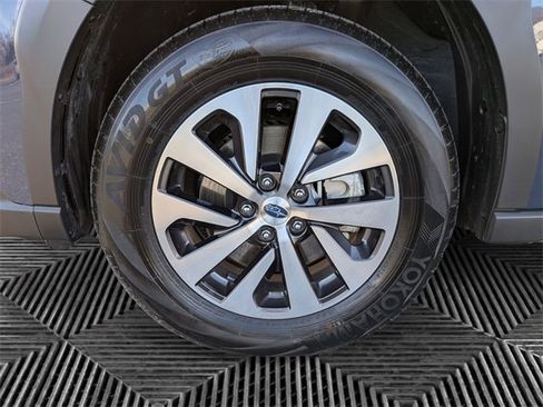 Certified 2025 Subaru Outback Premium image 9