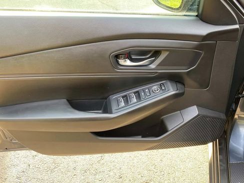 Used 2023 Honda Accord EX image 12