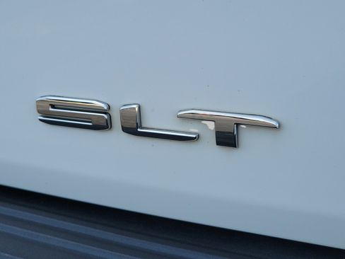 Used 2021 GMC Yukon XL SLT w/ SLT Premium Package AWD/4WD image 35