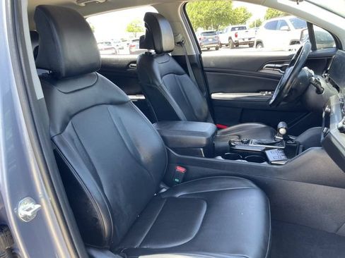 Used 2023 Kia Sportage EX FWD image 25