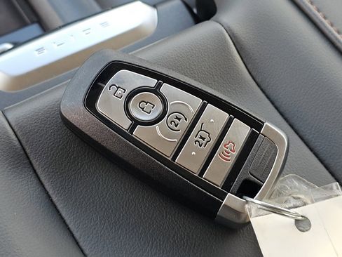 New 2025 Ford Expedition Max Active image 33