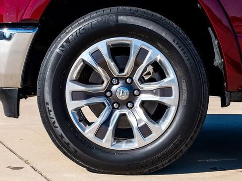 Used 2019 RAM 1500 Limited w/ Off Road Group image 6