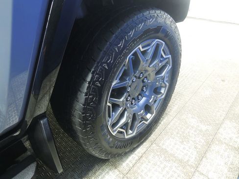 Used 2024 GMC Hummer EV 3X w/ LPO, Illumination Package AWD/4WD image 47
