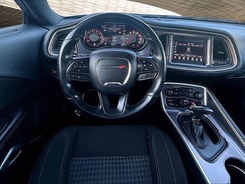 Used 2021 Dodge Challenger SXT w/ Blacktop Package image 5