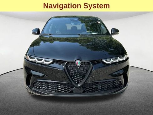 Used 2025 Alfa Romeo Tonale AWD/4WD image 4