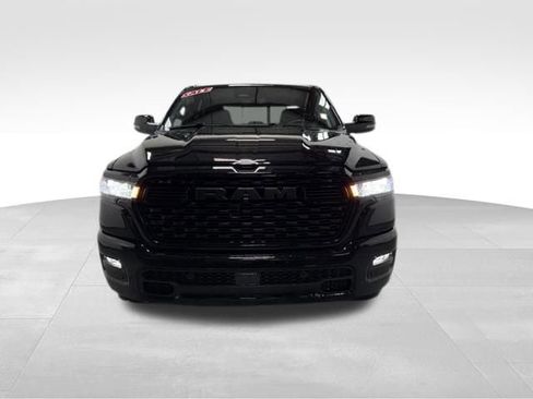 New 2026 RAM 1500 4x4 Crew Cab image 3