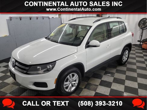 Used 2017 Volkswagen Tiguan S image 1