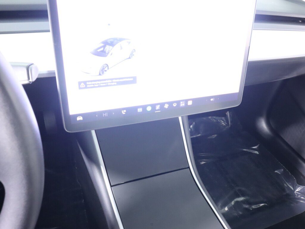Used 2020 Tesla Model 3 Long Range AWD/4WD image 13