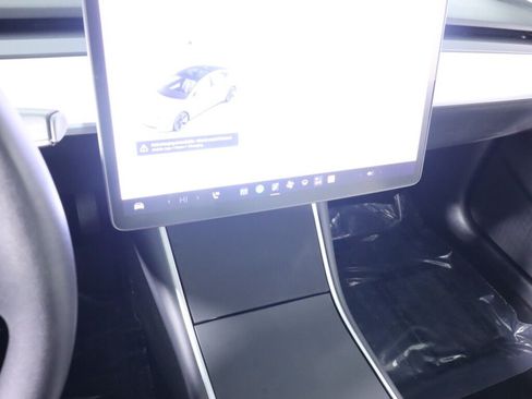 Used 2020 Tesla Model 3 Long Range AWD/4WD image 13