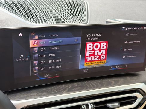 Used 2023 BMW 330e xDrive w/ Premium Package AWD/4WD image 25