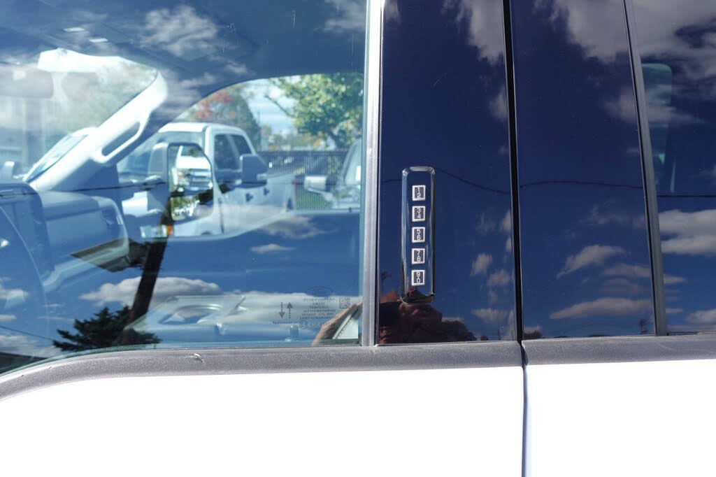 Used 2023 Ford F250 XLT AWD/4WD image 14