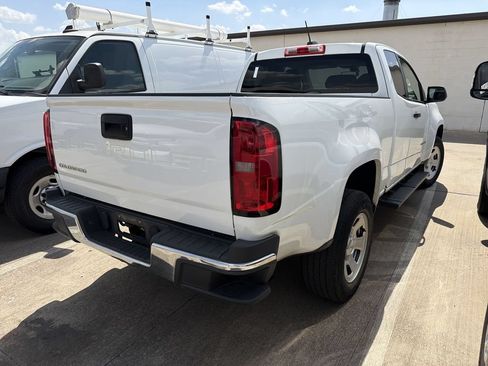 Used 2021 Chevrolet Colorado W/T w/ WT Convenience Package RWD image 2