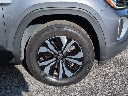 Used 2024 Volkswagen Atlas SE FWD image 10