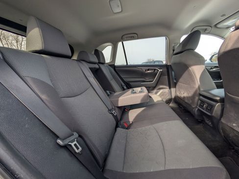 Used 2023 Toyota RAV4 XLE w/ XLE Grade Weather Package image 39