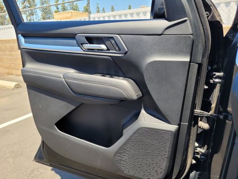Used 2025 GMC Terrain Elevation AWD/4WD image 26