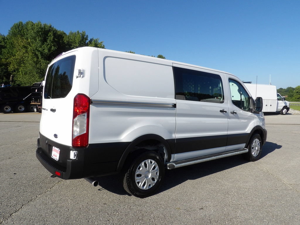 Used 2025 Ford Transit 250 Low Roof w/ Exterior Upgrade Package RWD image 8
