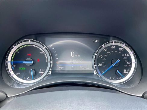 Used 2022 Toyota Highlander XLE FWD image 26