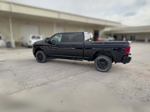 New 2026 RAM 2500 Limited image 7