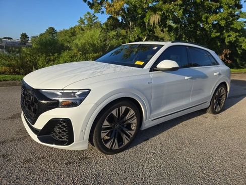 Used 2026 Audi Q8 Premium Plus AWD/4WD image 1