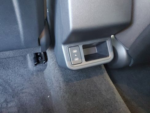 Used 2025 Kia K4 FWD image 30