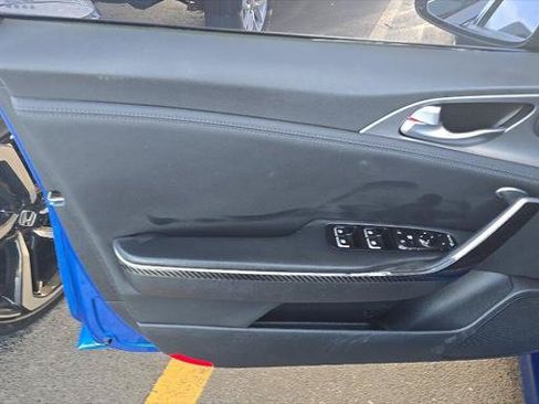 Used 2018 Kia Stinger GT RWD image 21