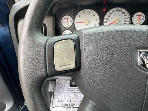 Used 2004 Dodge Ram 1500 Truck ST image 15