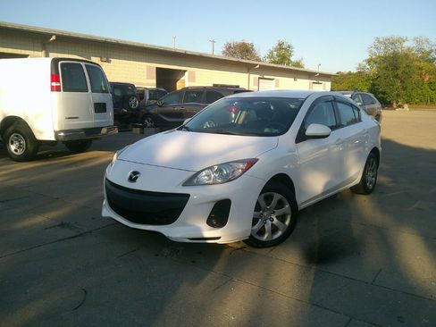 Used 2013 MAZDA MAZDA3 i Sport image 1