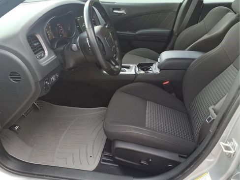 Used 2023 Dodge Charger R/T w/ Blacktop Package RWD image 19