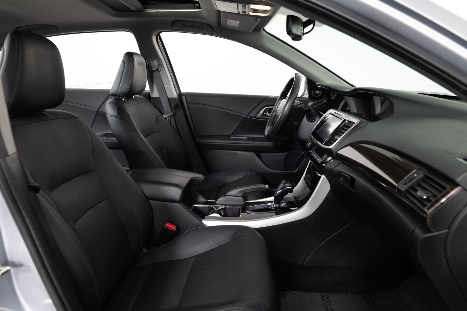 Used 2017 Honda Accord EX-L image 26