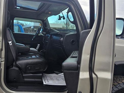 Used 2005 HUMMER H2 SUT w/ Preferred Equipment Group image 25