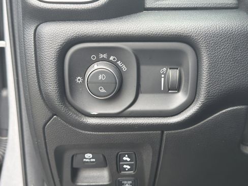 Used 2021 RAM 1500 Big Horn w/ Built-to-serve Edition AWD/4WD image 17