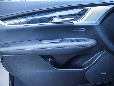 Used 2023 Cadillac XT5 Premium Luxury FWD image 27