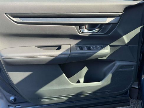 Used 2026 Honda CR-V Sport image 6