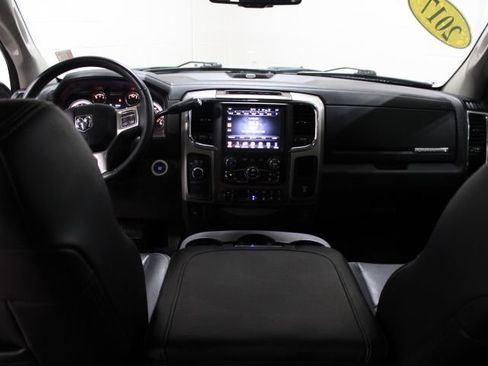 Used 2017 RAM 2500 Laramie w/ Convenience Group AWD/4WD image 31