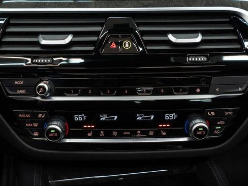 Used 2023 BMW 530e xDrive 530e xDrive Plug-In Hybrid w/ Executive Package image 27