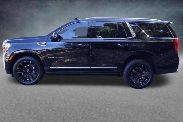 Used 2023 GMC Yukon Denali AWD/4WD image 4