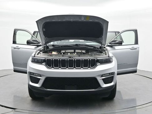 Used 2024 Jeep Grand Cherokee Limited 4xe AWD/4WD image 41