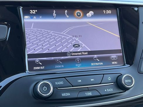 Used 2019 Buick Envision Essence image 27