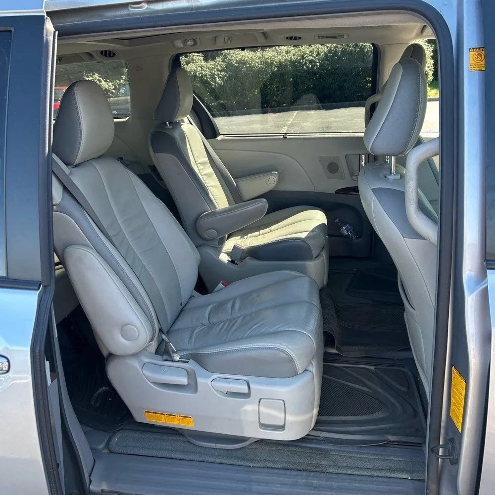Used 2011 Toyota Sienna Limited AWD/4WD image 25