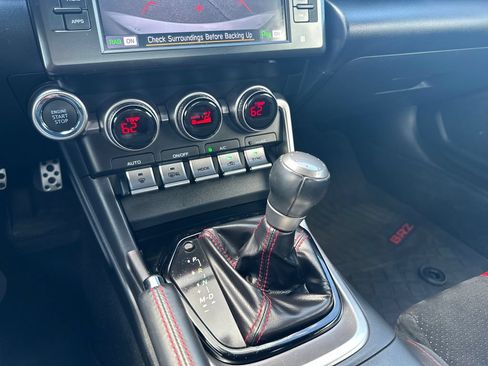 Used 2022 Subaru BRZ Limited RWD image 18