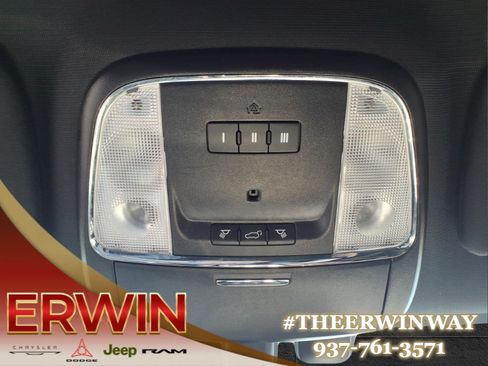 Used 2020 Jeep Grand Cherokee Altitude AWD/4WD image 22