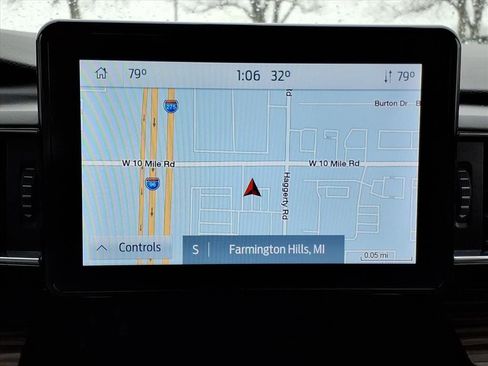 Used 2022 Ford Explorer Limited w/ Equipment Group 301A image 16