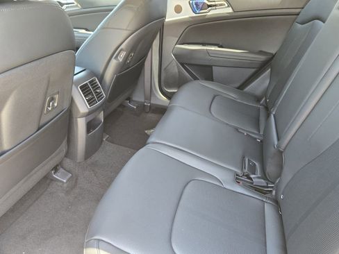 New 2026 Kia Sportage EX FWD image 22