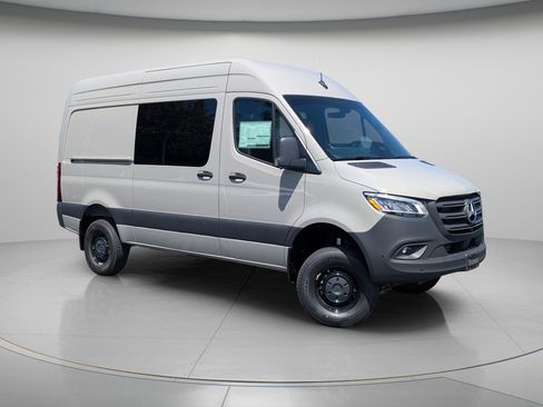 New 2026 Mercedes-Benz Sprinter 2500 image 1
