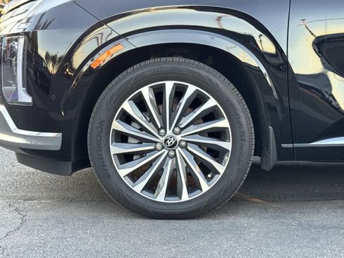 Used 2025 Hyundai Palisade Calligraphy image 5