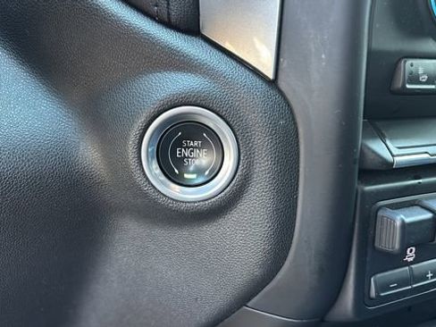 Used 2019 Chevrolet Silverado 1500 LTZ w/ LTZ Convenience Package image 26