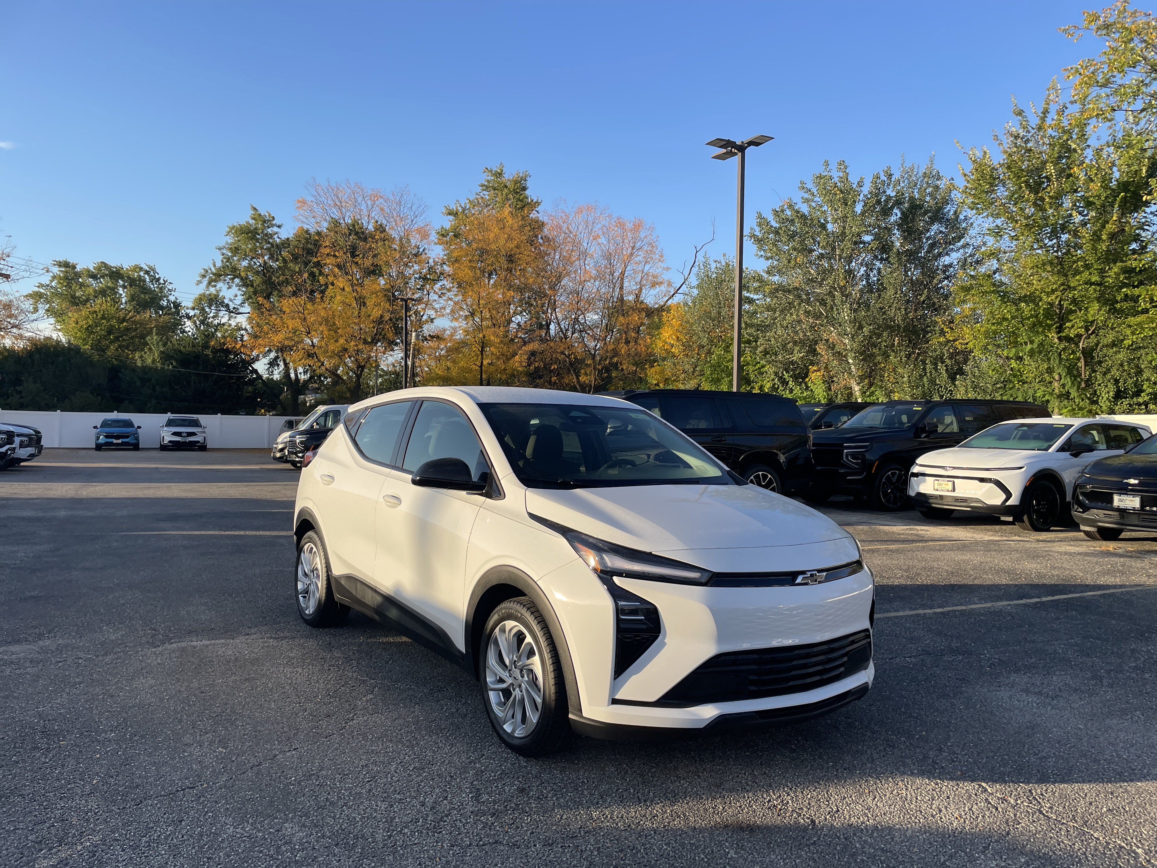 New 2027 Chevrolet Bolt LT w/ Comfort Package FWD image 3