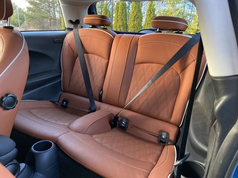 Used 2024 MINI Cooper S image 8