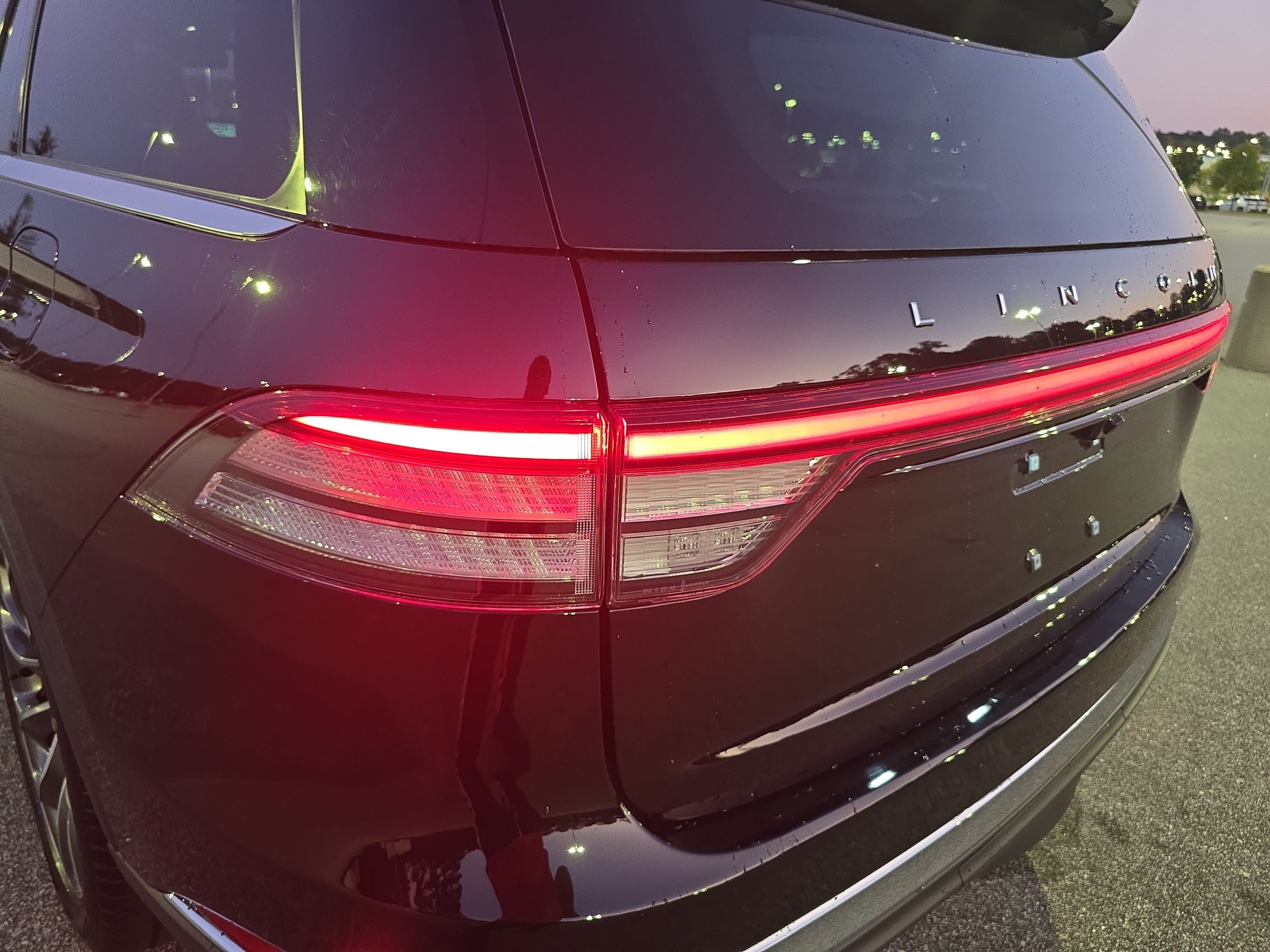 Used 2026 Lincoln Aviator Reserve w/ Luxury Package RWD image 36
